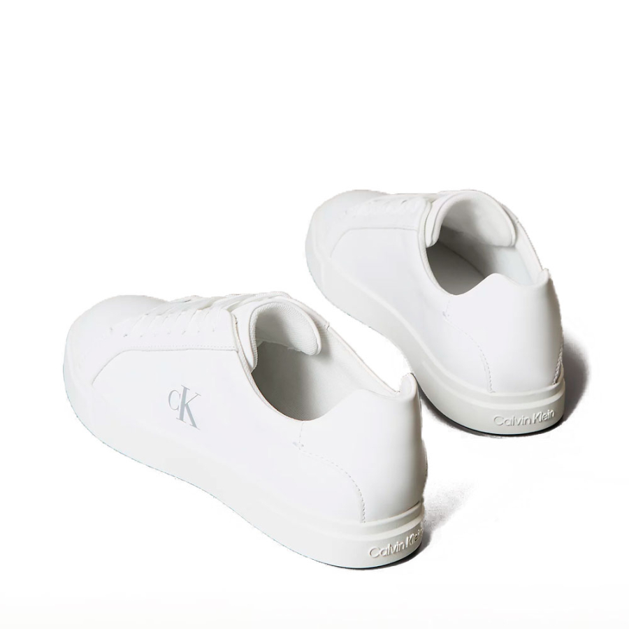 sneakers-in-pelle-con-logo-distintivo sneakers-in-pelle-con-logo-distintivo
