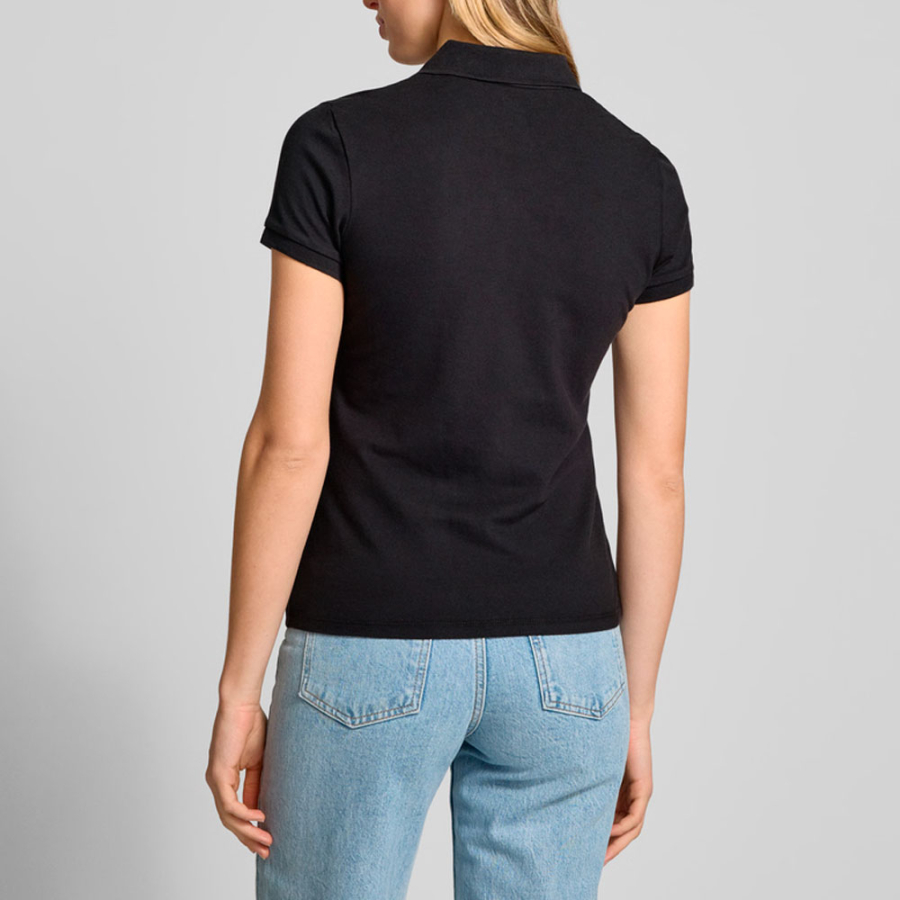 poloshirt-mit-gesticktem-logo poloshirt-mit-gesticktem-logo