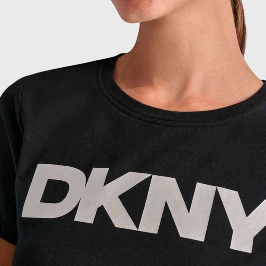 t-shirt-mit-explodiertem-logo-und-rundhalsausschnitt t-shirt-mit-explodiertem-logo-und-rundhalsausschnitt