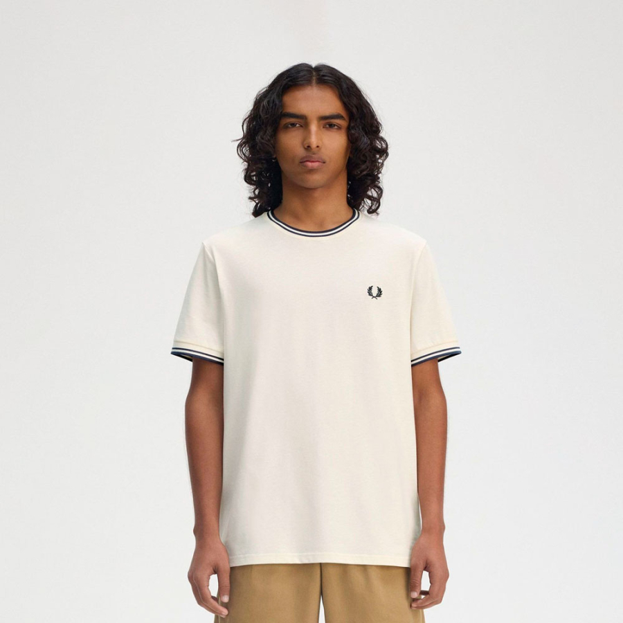 t-shirt-con-finiture-a-due-strisce t-shirt-con-finiture-a-due-strisce