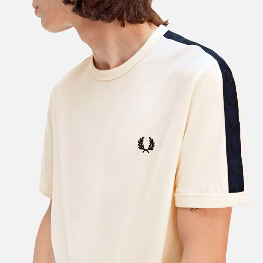 camiseta-ringer-com-fita-contrastante camiseta-ringer-com-fita-contrastante