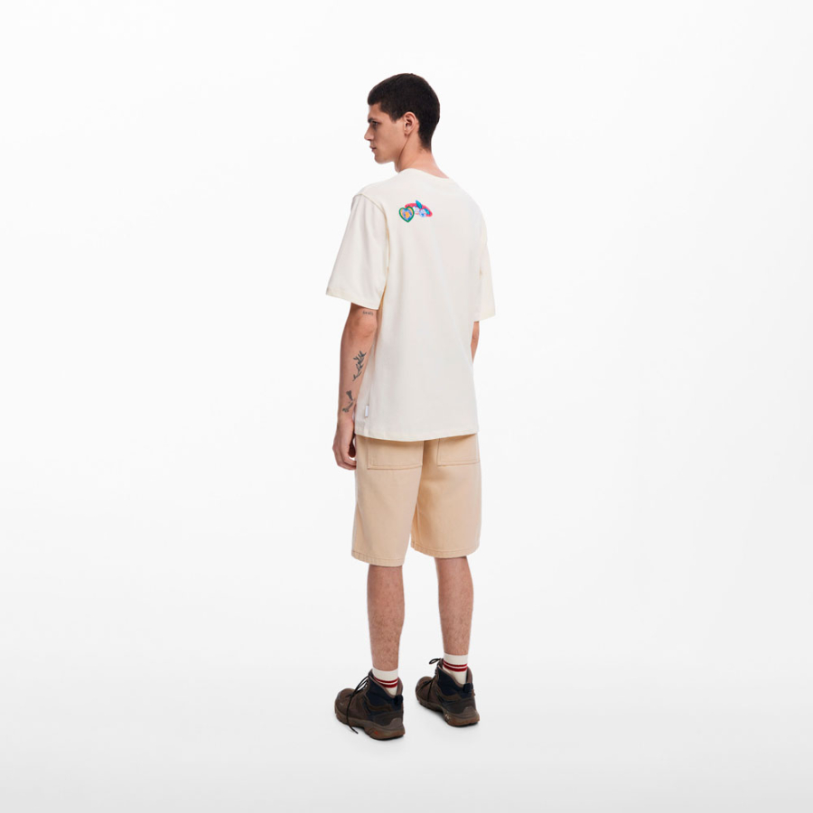 camiseta-manga-corta-bordados