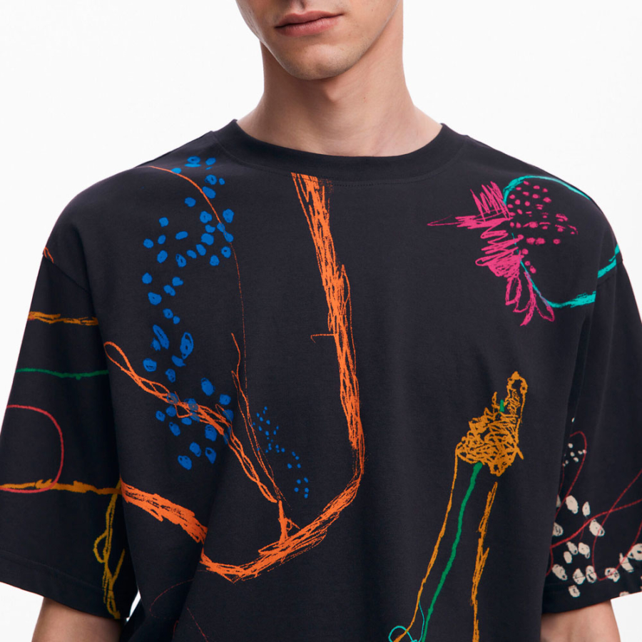 t-shirt-a-manches-courtes-avec-dessins t-shirt-a-manches-courtes-avec-dessins