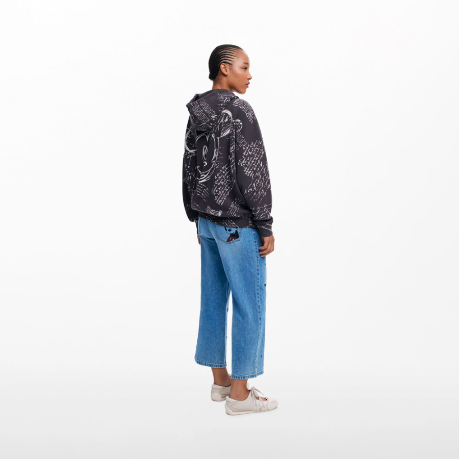 sweatshirt-mit-mickey-schriftzug sweatshirt-mit-mickey-schriftzug