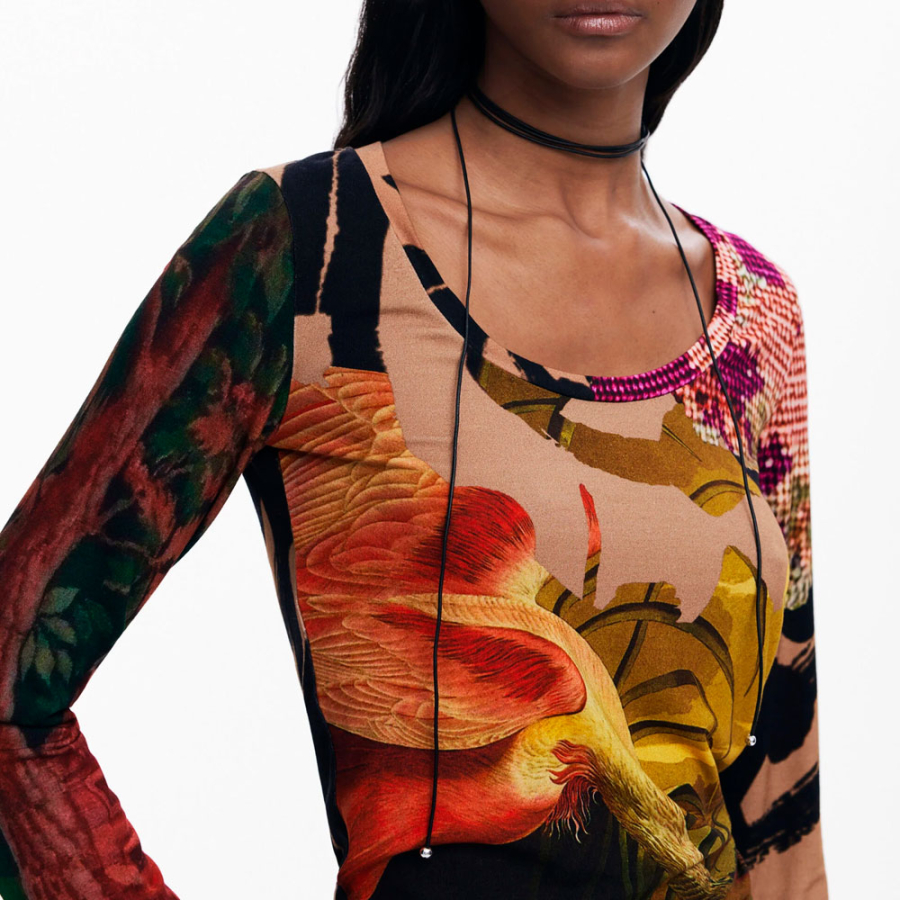 camiseta-disenada-por-mr-christian-lacroix camiseta-disenada-por-mr-christian-lacroix