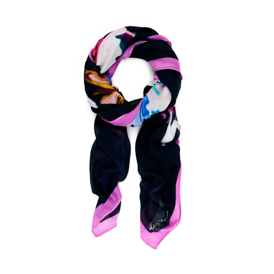 rechteckiger-schal-mit-blumenmuster rechteckiger-schal-mit-blumenmuster