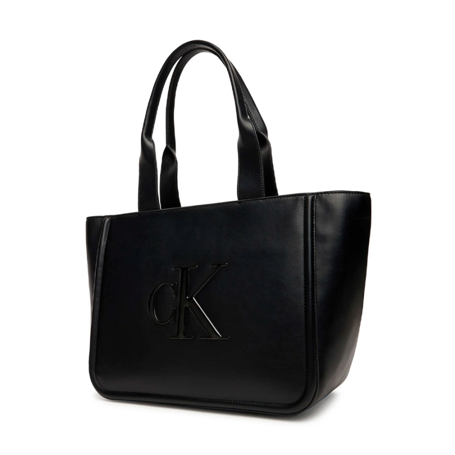 bolso-tote-con-monograma-grabado