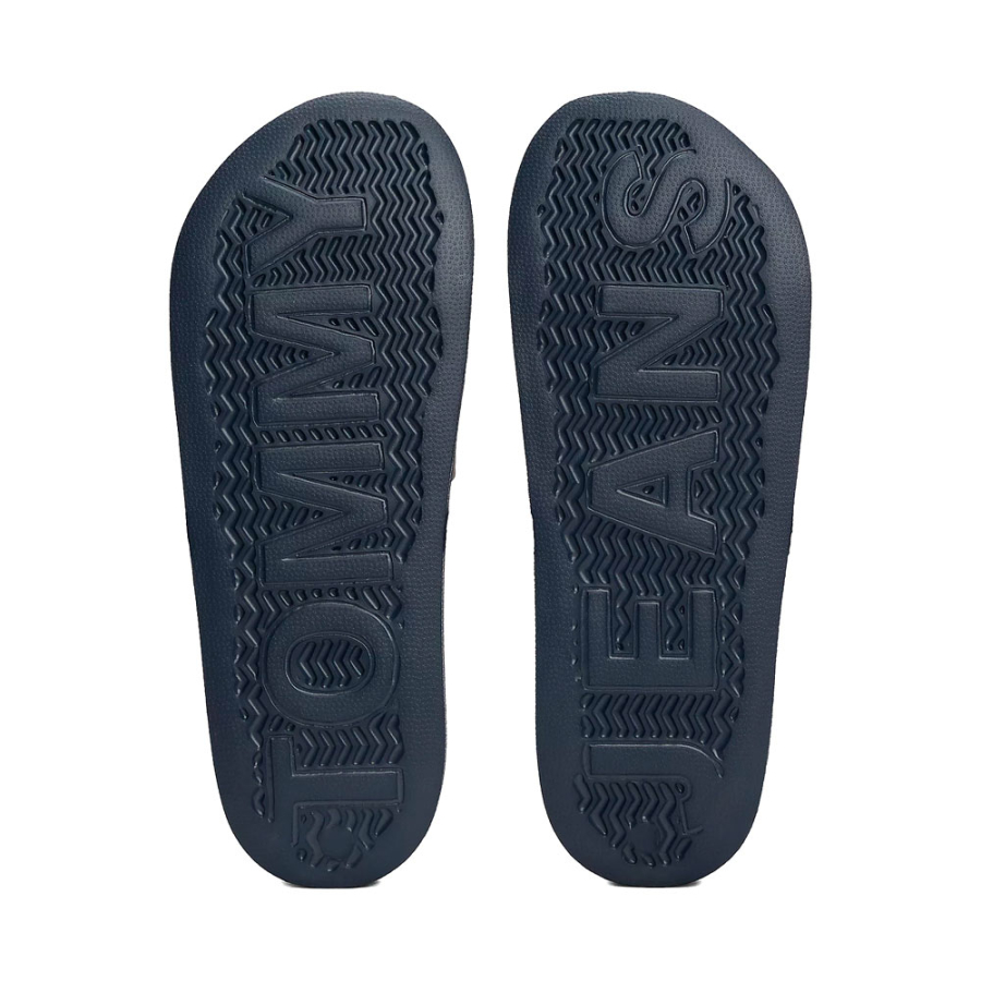 flip-flops-with-rubberized-logo