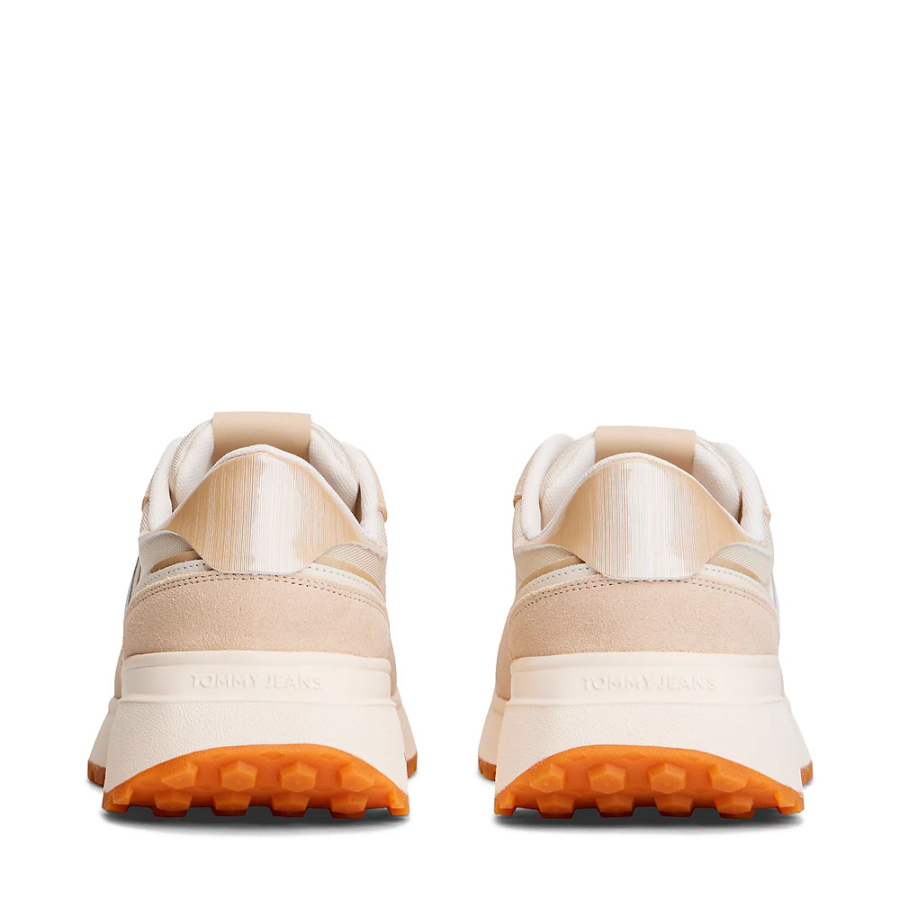 zapatillas-de-ante-con-mezcla-de-texturas