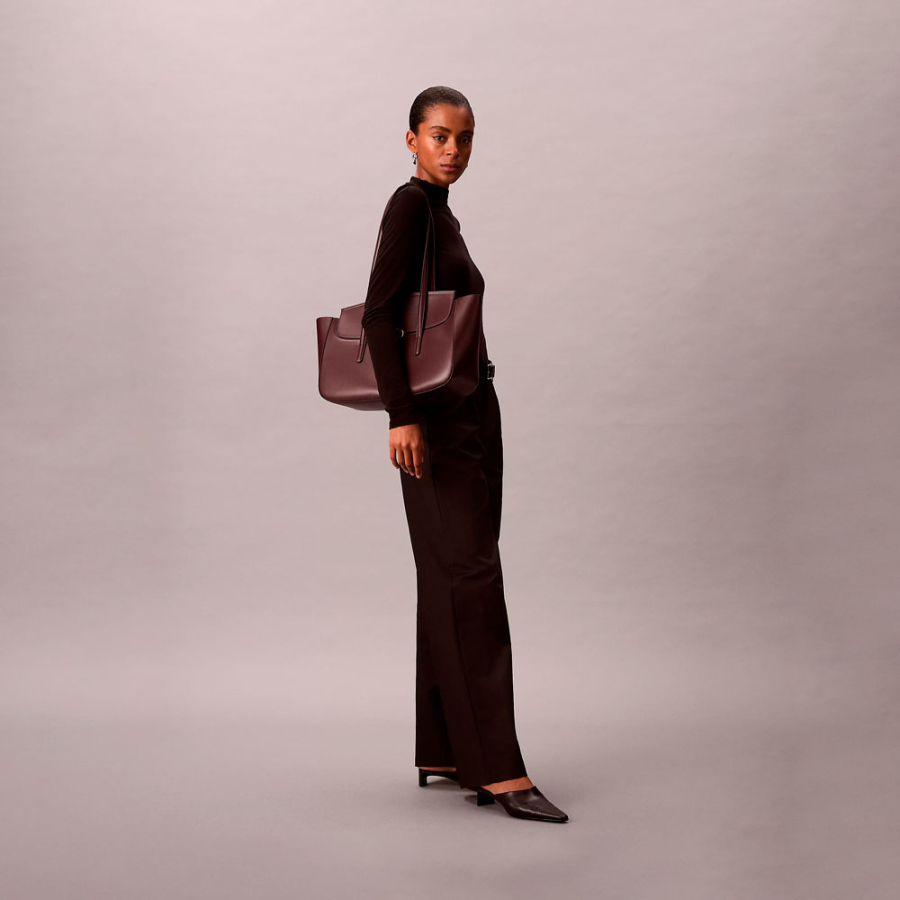 tote-bag-with-top-flap tote-bag-with-top-flap