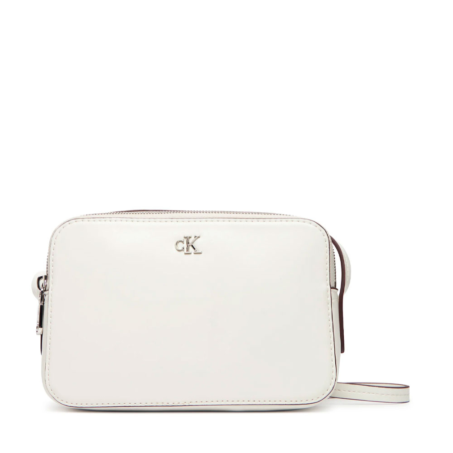 bolso-cruzado-con-herraje-con-logo-monograma