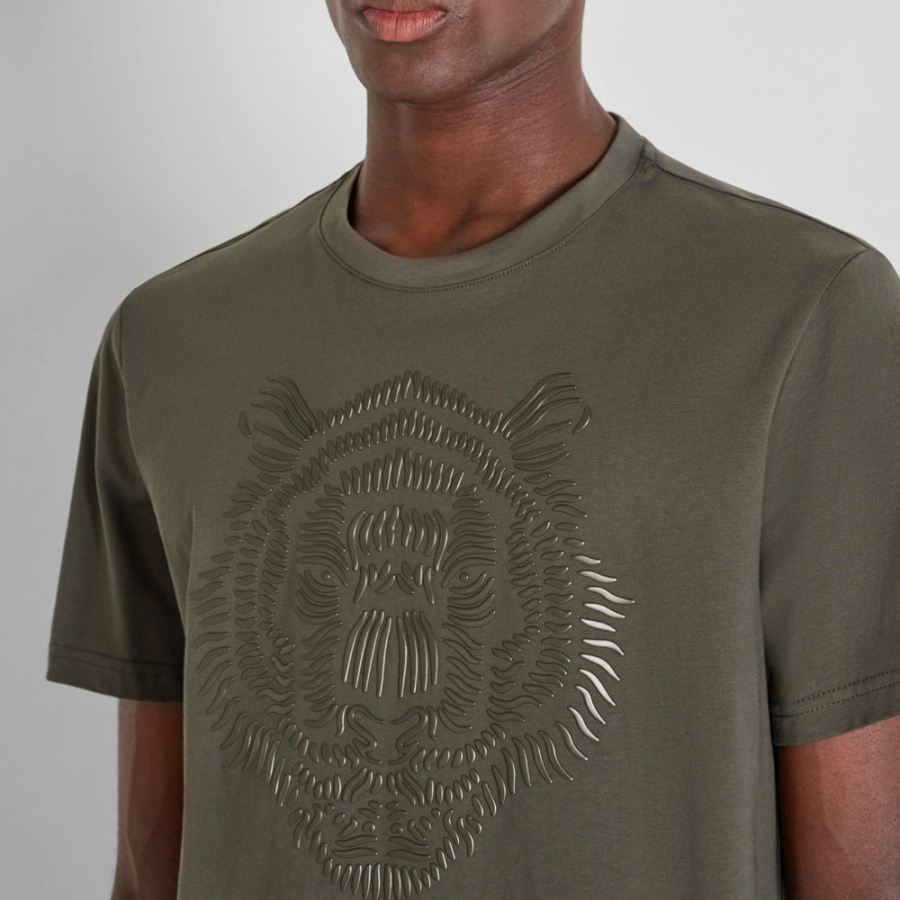 camiseta-de-corte-regular-com-estampa-refletiva-de-tigre