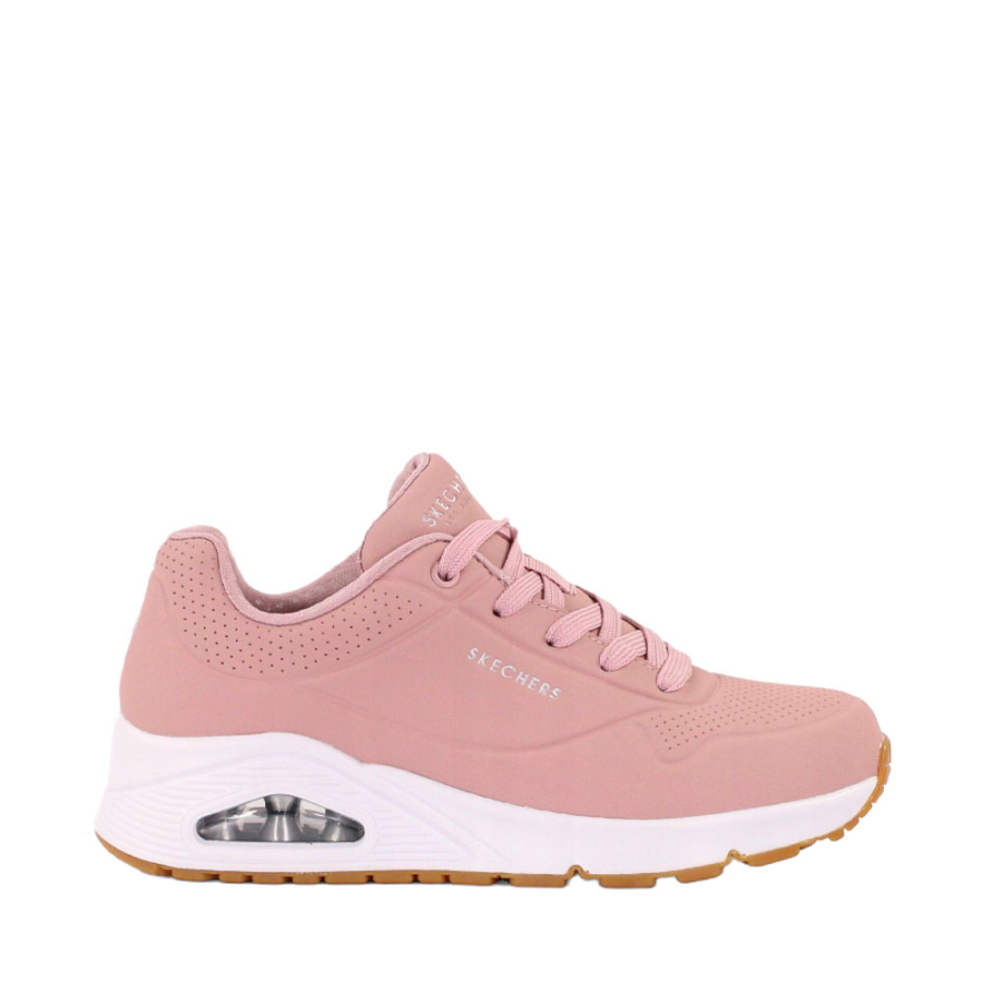 uno-tenis-stand-on-air