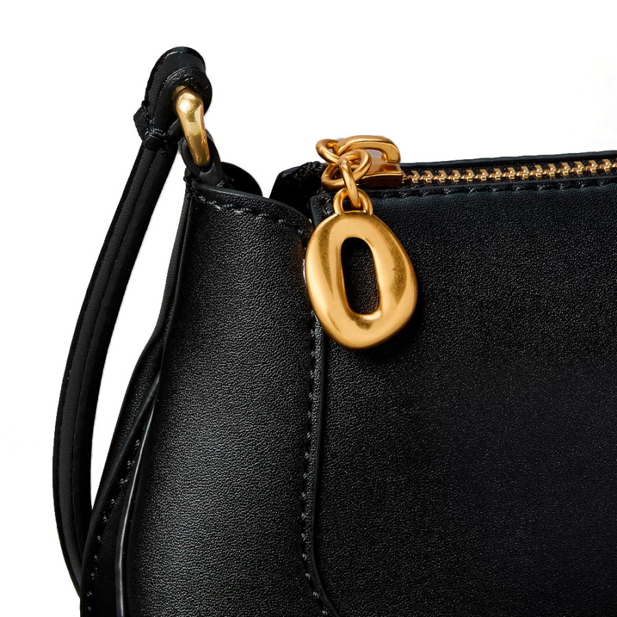 long-shoulder-bag-with-zipper