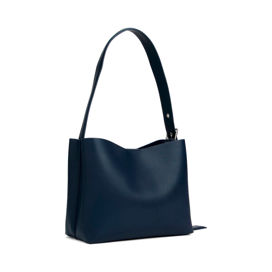 bolsa-hobo-com-emblema-do-logotipo bolsa-hobo-com-emblema-do-logotipo