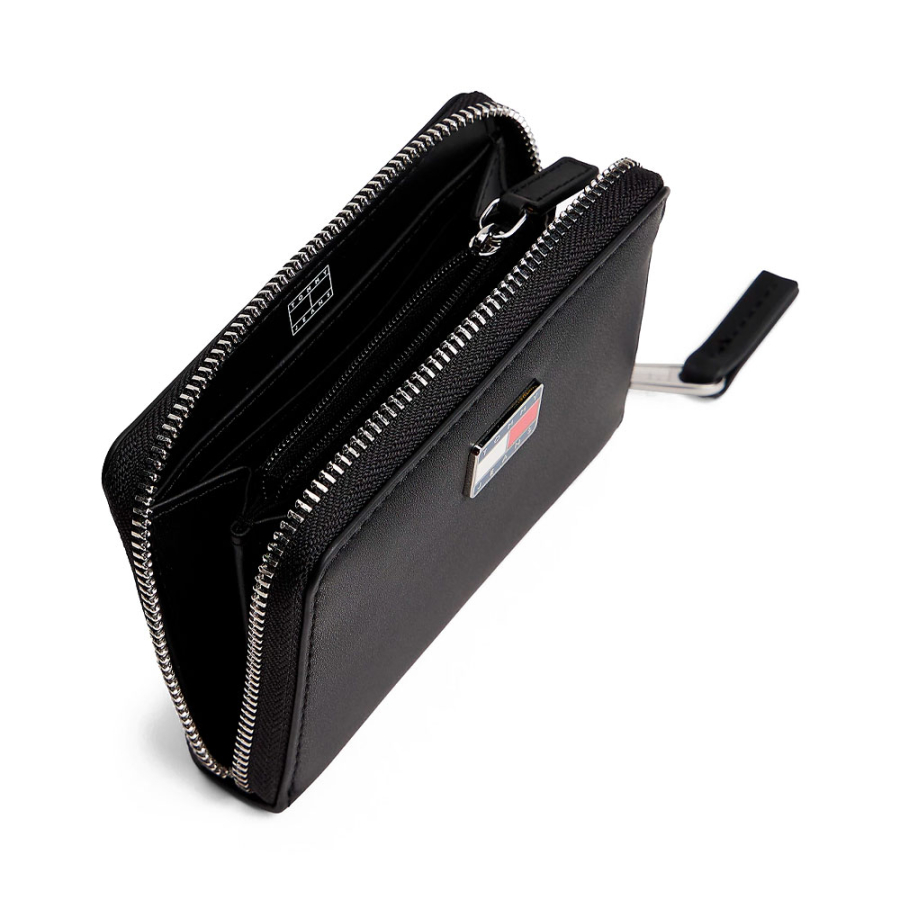 wallet-with-perimeter-zipper-and-logo