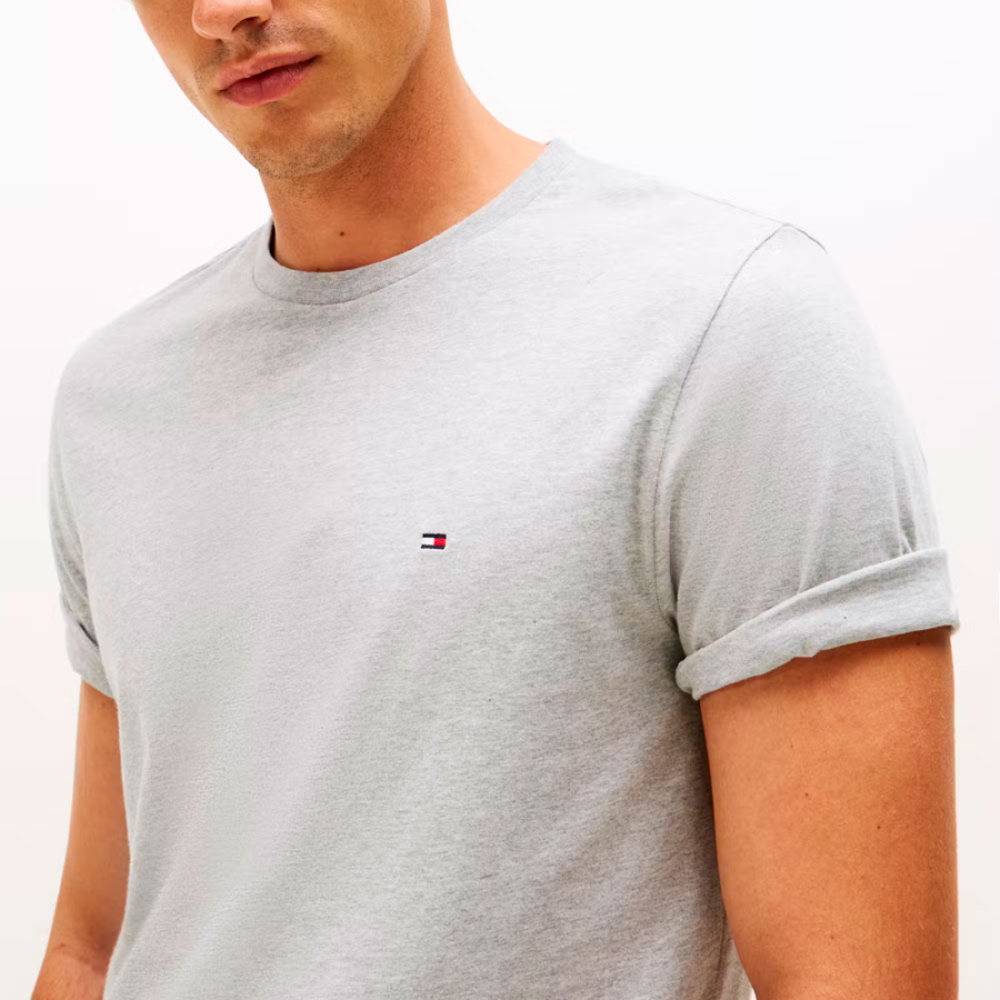 t-shirt-col-rond-avec-logo-brode t-shirt-col-rond-avec-logo-brode