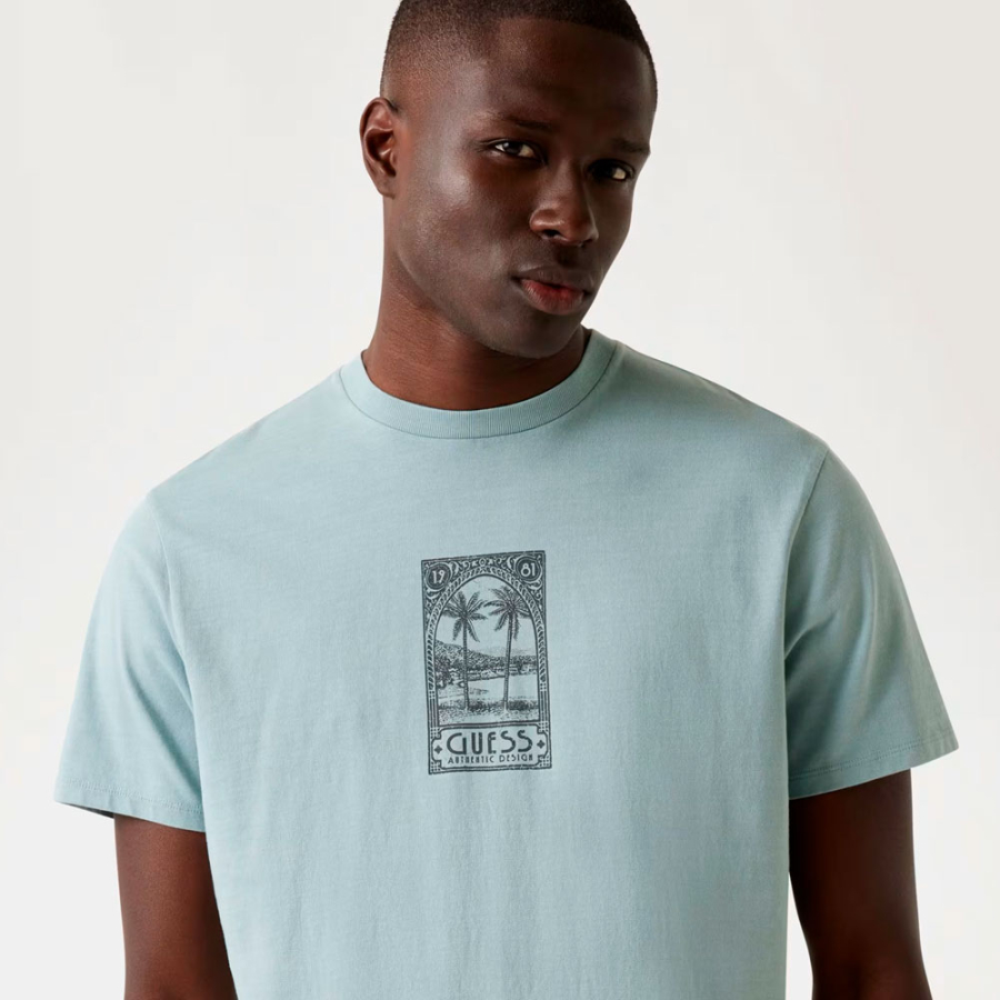 t-shirt-avec-grande-application-dans-le-dos t-shirt-avec-grande-application-dans-le-dos