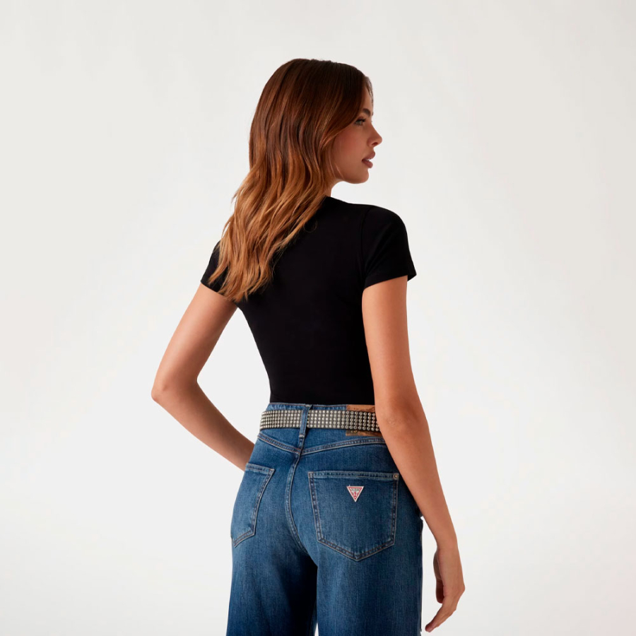 t-shirt-with-embroidered-logo t-shirt-with-embroidered-logo