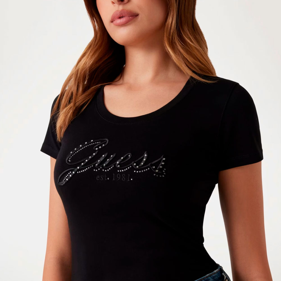 t-shirt-avec-logo-brode t-shirt-avec-logo-brode
