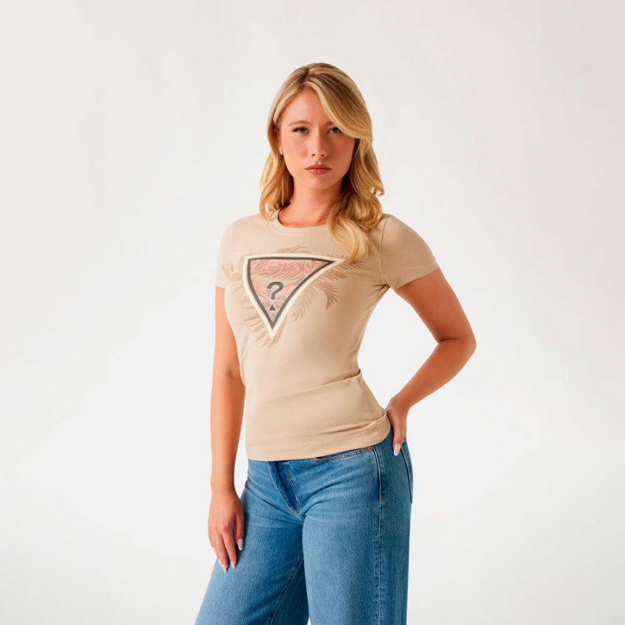 t-shirt-avec-logo-triangulaire t-shirt-avec-logo-triangulaire