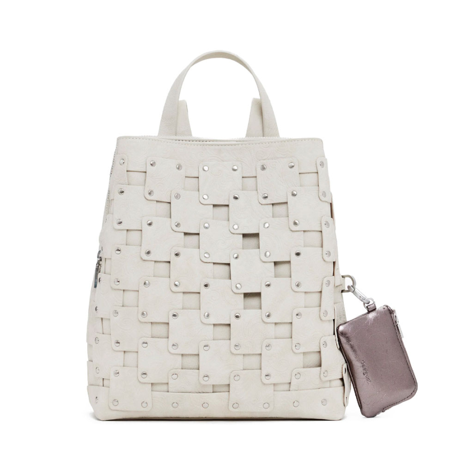 mochila-parches-efecto-piel-mediana mochila-parches-efecto-piel-mediana