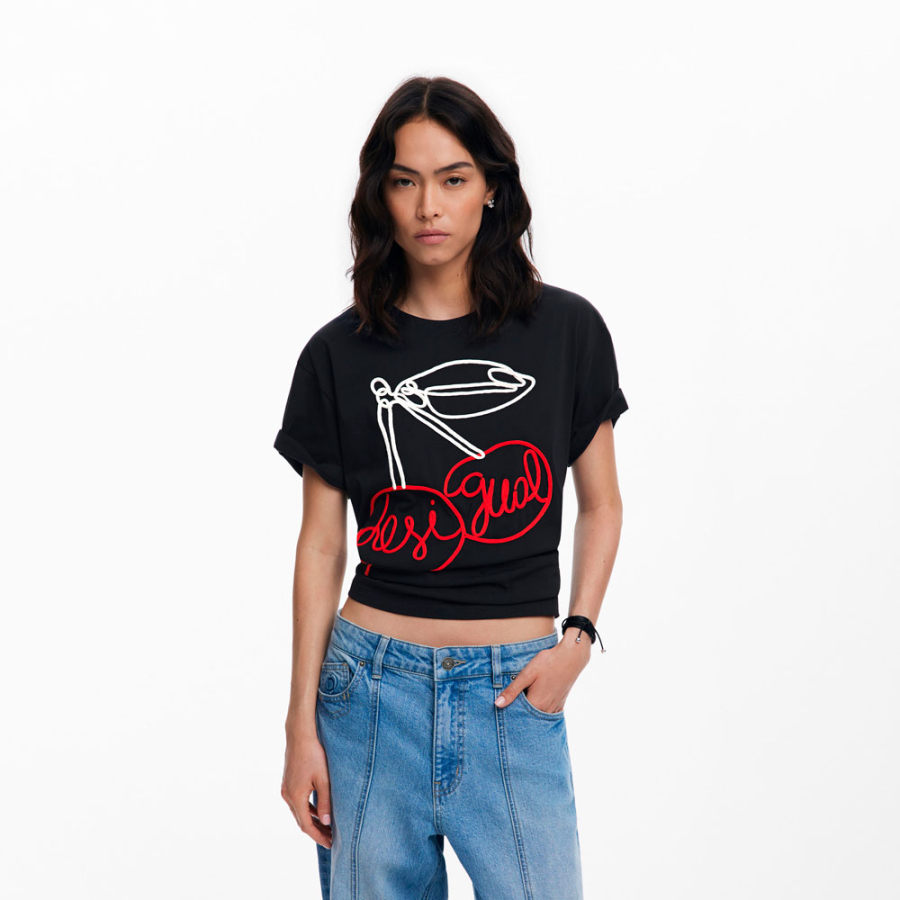 camiseta-relieve-cerezas camiseta-relieve-cerezas