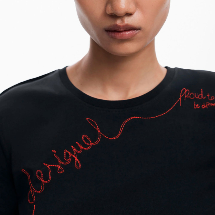 camiseta-frase-bordada camiseta-frase-bordada