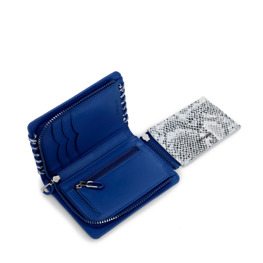 medium-detachable-stitching-wallet medium-detachable-stitching-wallet