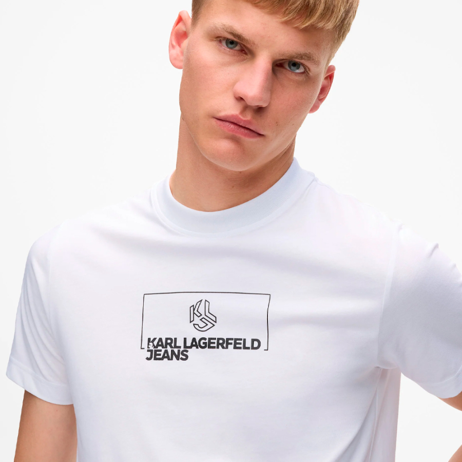 camiseta-slim-fit-com-logotipo camiseta-slim-fit-com-logotipo