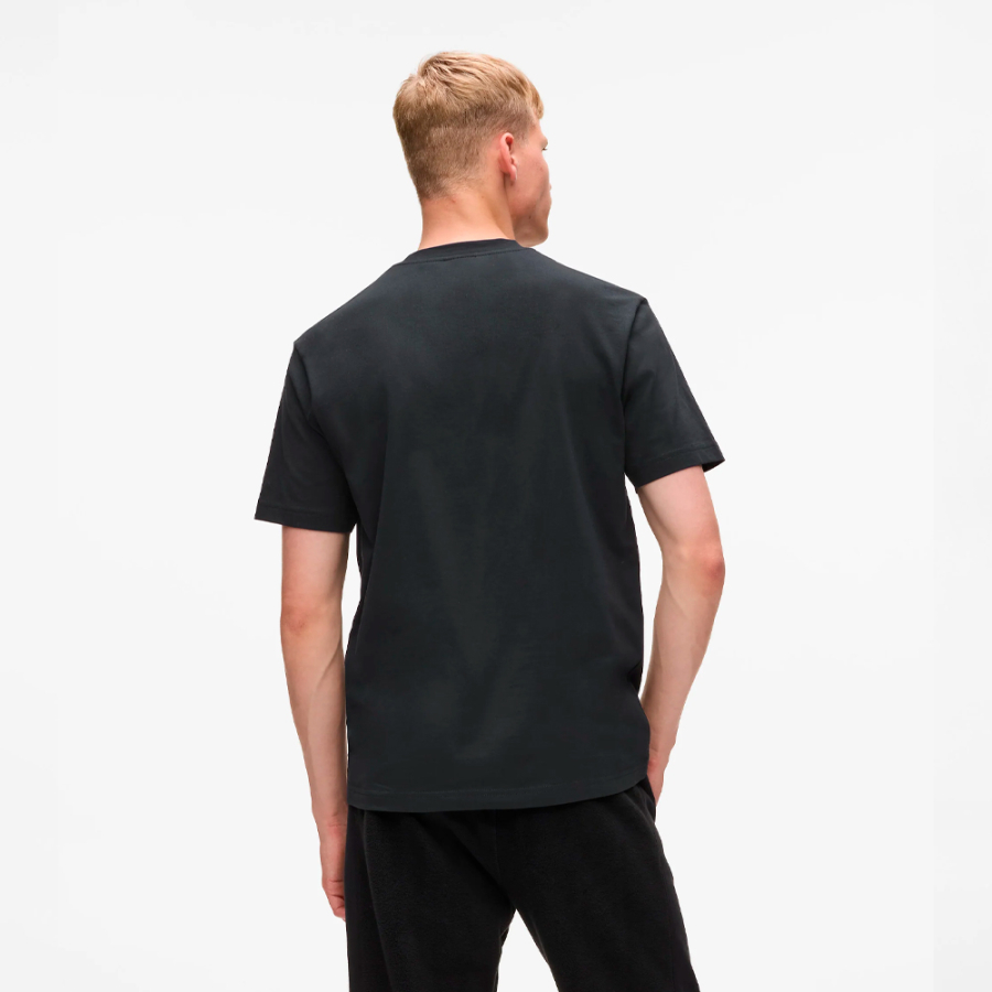 camiseta-con-el-logotipo-vertical