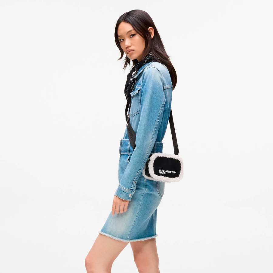 sac-bandouliere-en-polaire-pour-appareil-photo sac-bandouliere-en-polaire-pour-appareil-photo