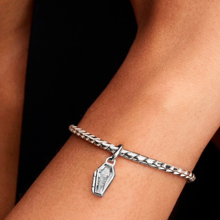 glow-in-the-dark-openable-coffin-pendant-charm-794058c01 glow-in-the-dark-openable-coffin-pendant-charm-794058c01
