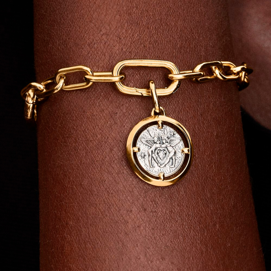 charm-de-medallon-de-cupido charm-de-medallon-de-cupido
