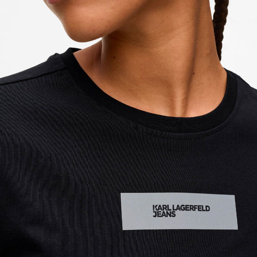 t-shirt-with-reflective-logo t-shirt-with-reflective-logo