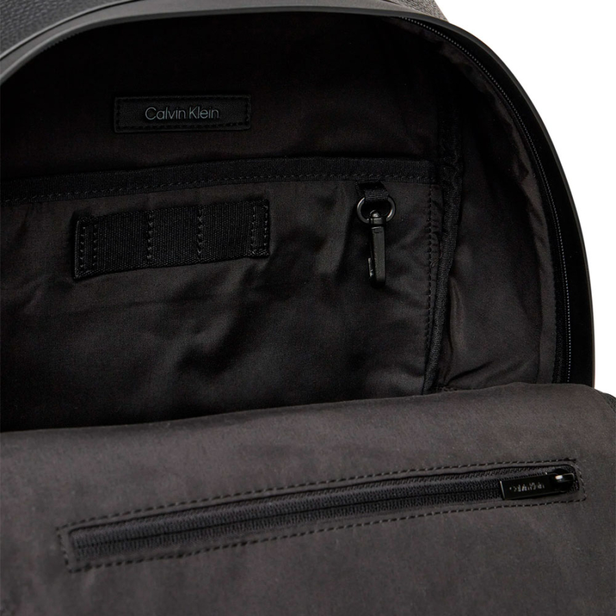 must-round-backpack
