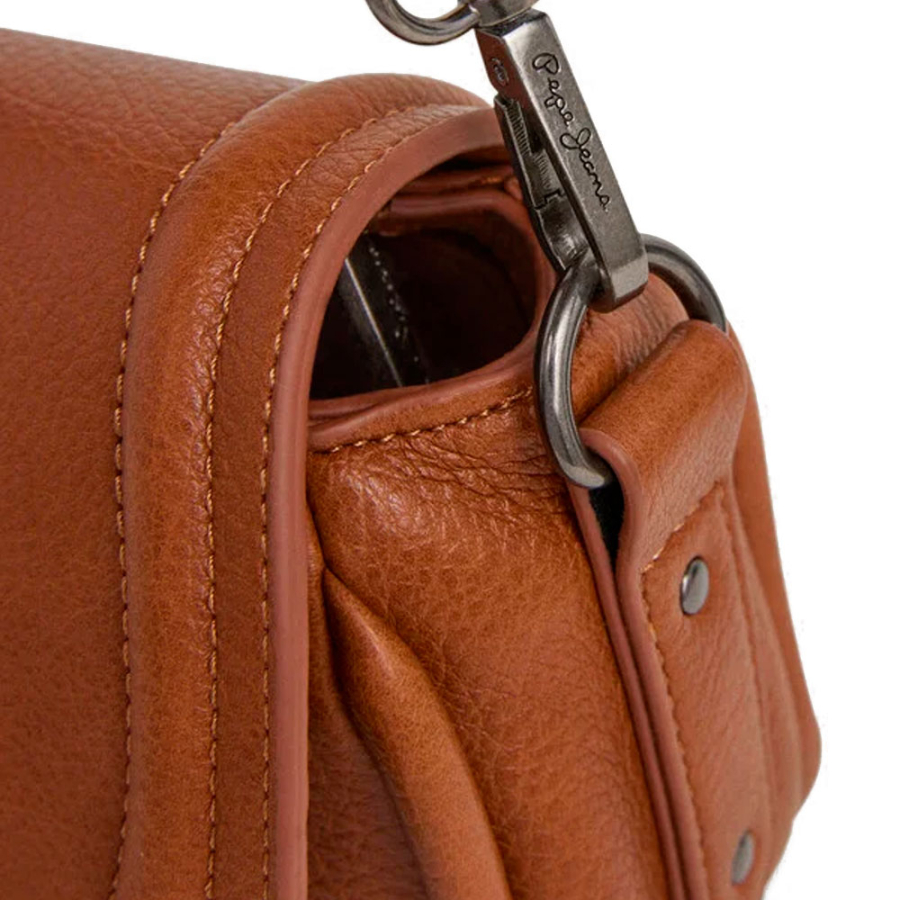 kunstledertasche-mit-klappe kunstledertasche-mit-klappe
