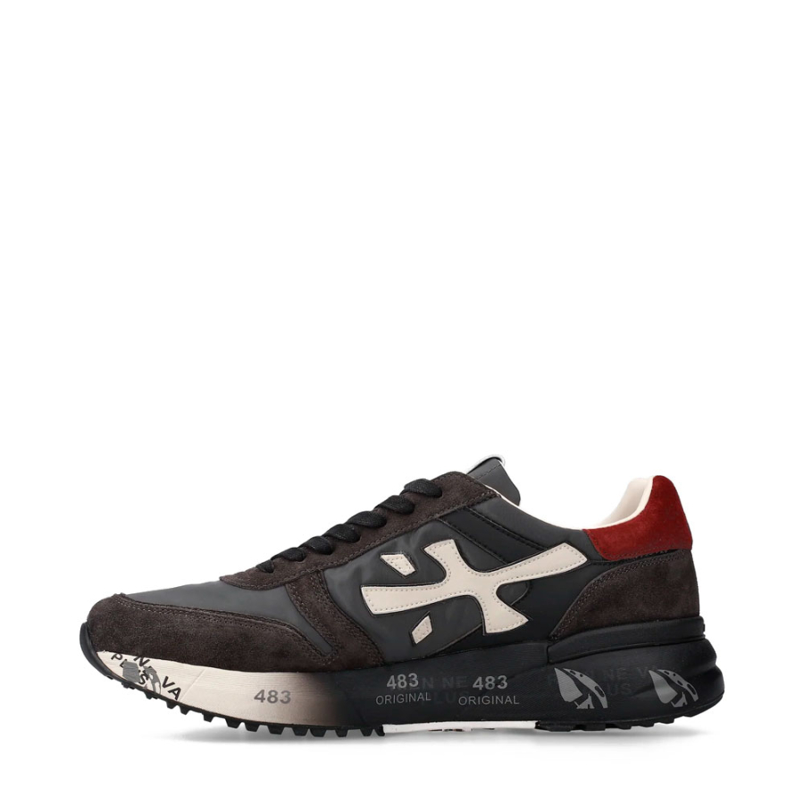 mick-sneaker mick-sneaker