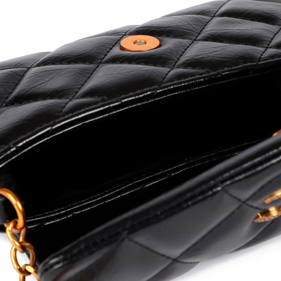 gepolsterte-mini-umhangetasche gepolsterte-mini-umhangetasche