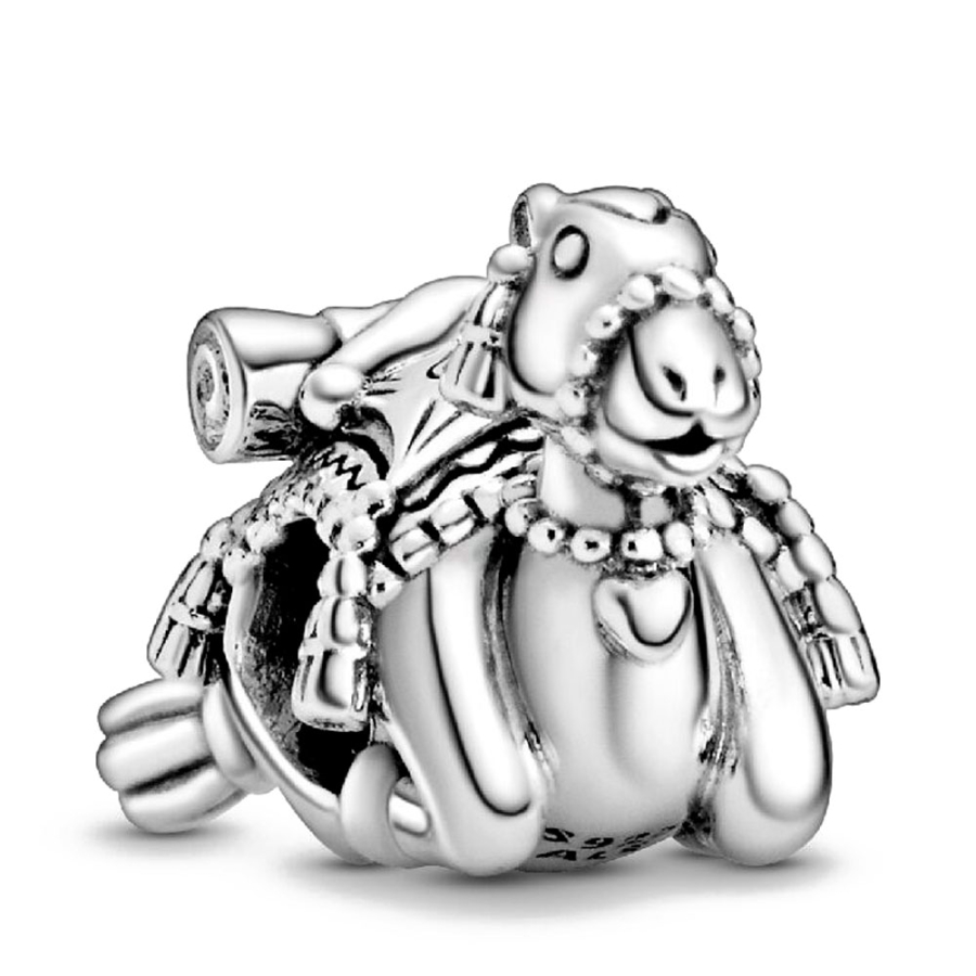 charm-camello-y-borlas-798927c00 charm-camello-y-borlas-798927c00