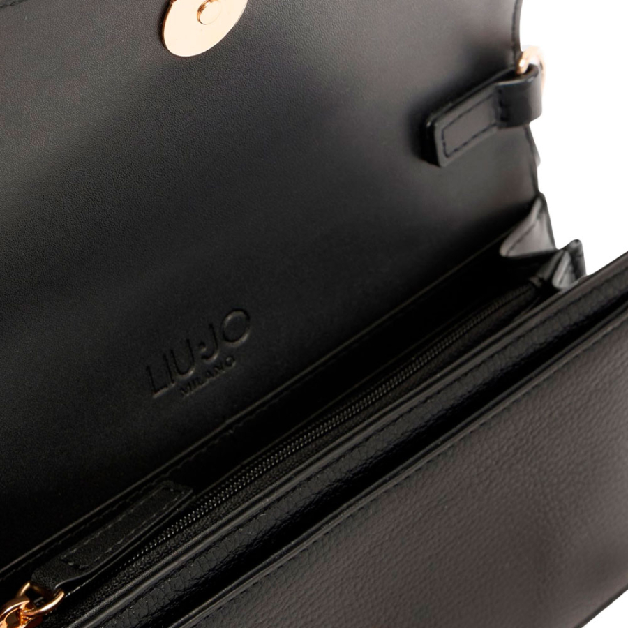 bessere-geldborse-mit-kette bessere-geldborse-mit-kette