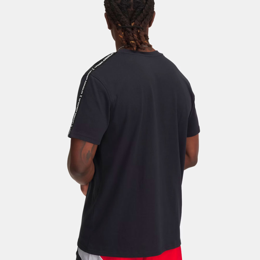 ua-icon-heavyweight-taping-t-shirt