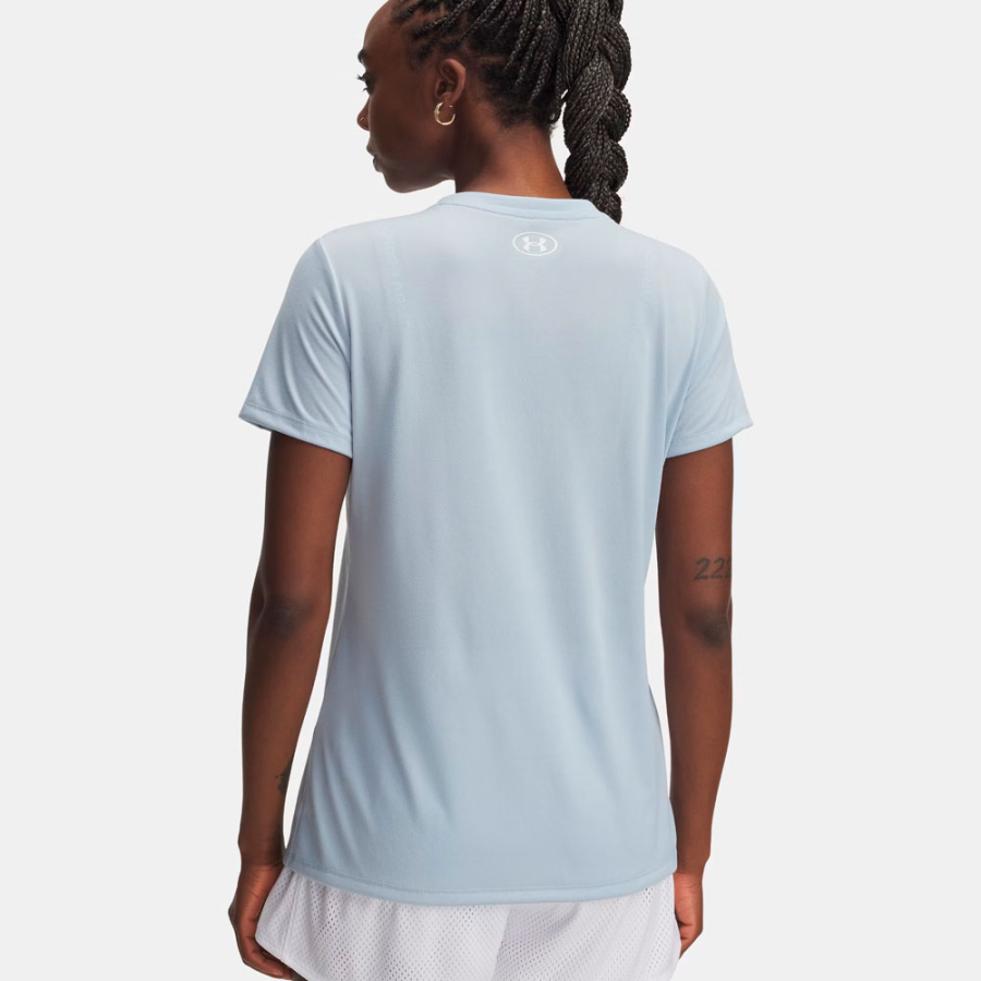 ua-tech-t-shirt-mit-v-ausschnitt ua-tech-t-shirt-mit-v-ausschnitt