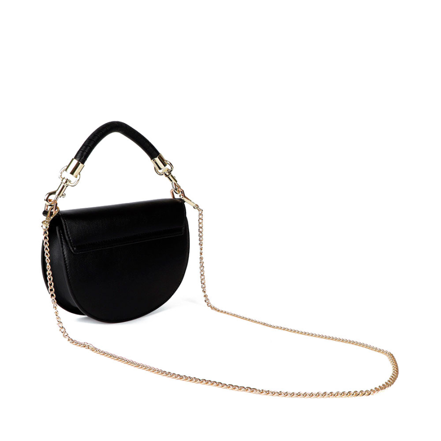 halbmondformige-umhangetasche-mit-klappe halbmondformige-umhangetasche-mit-klappe