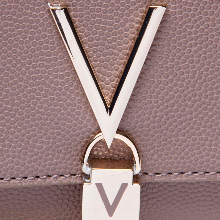 sac-divina sac-divina