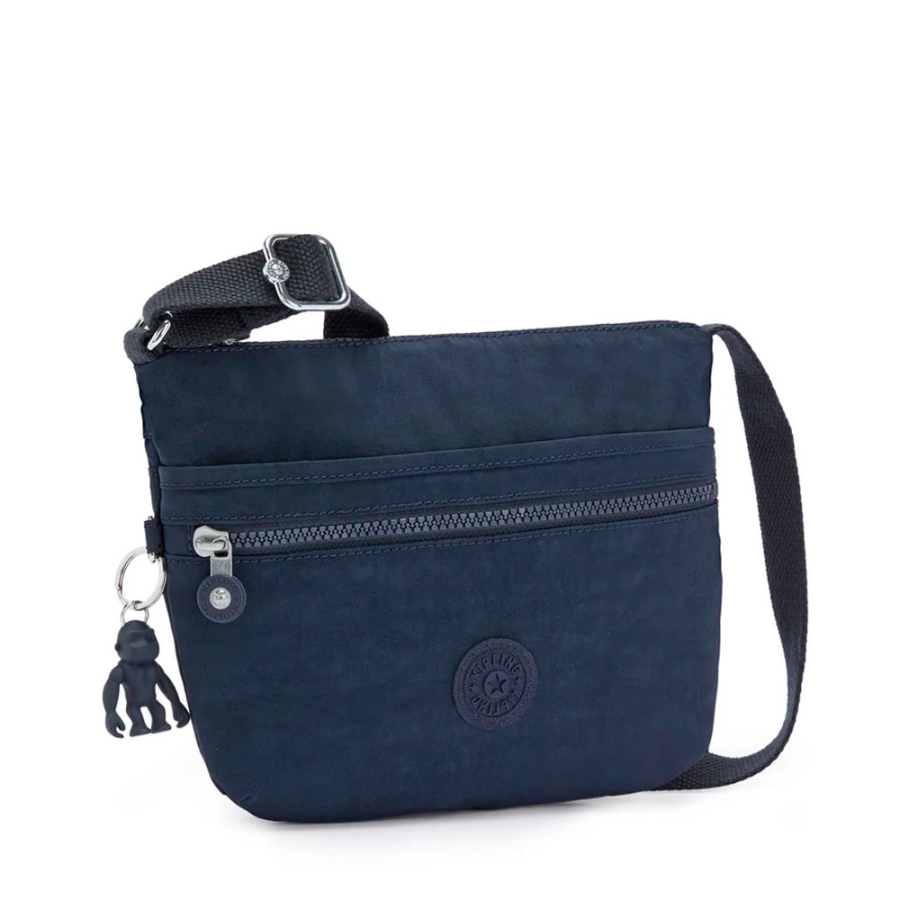 arto-s-umhangetasche arto-s-umhangetasche