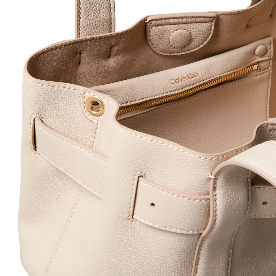 bolso-tote-pequeno-con-cinturon bolso-tote-pequeno-con-cinturon