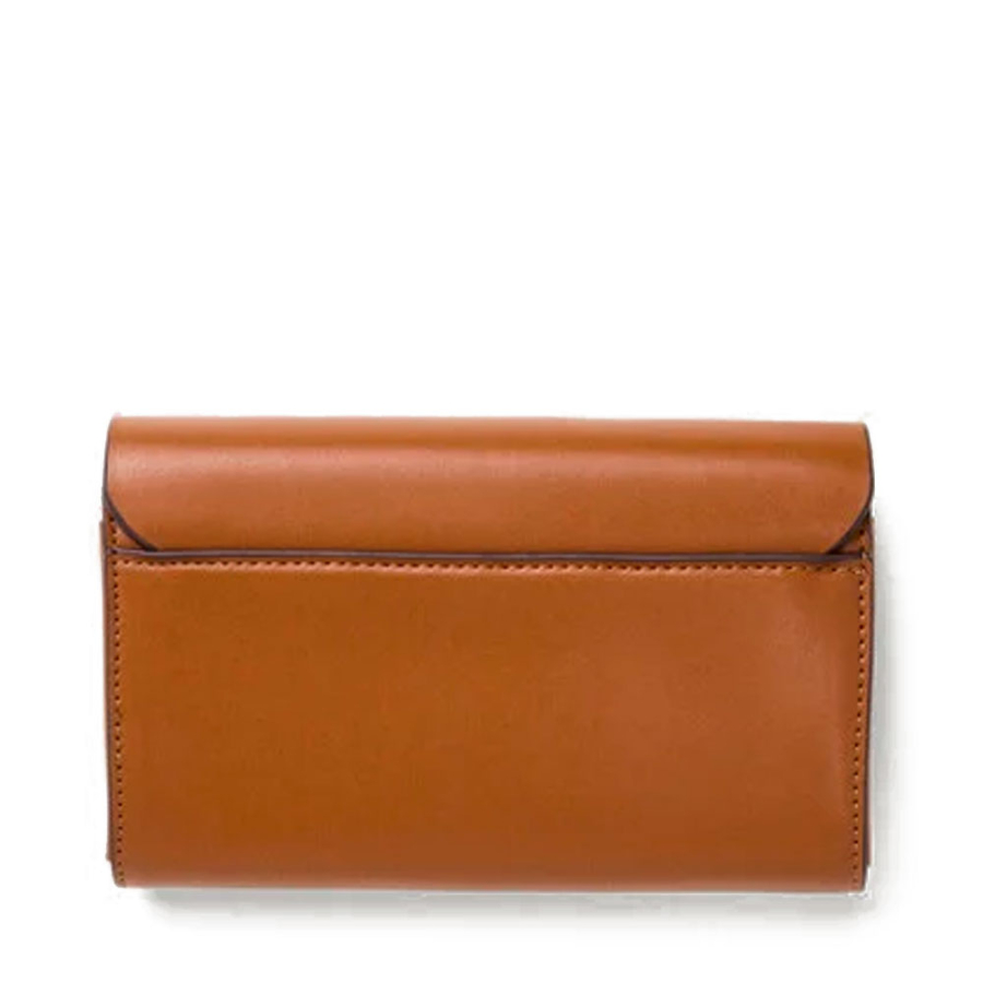 cartera-con-monograma-en-relieve cartera-con-monograma-en-relieve