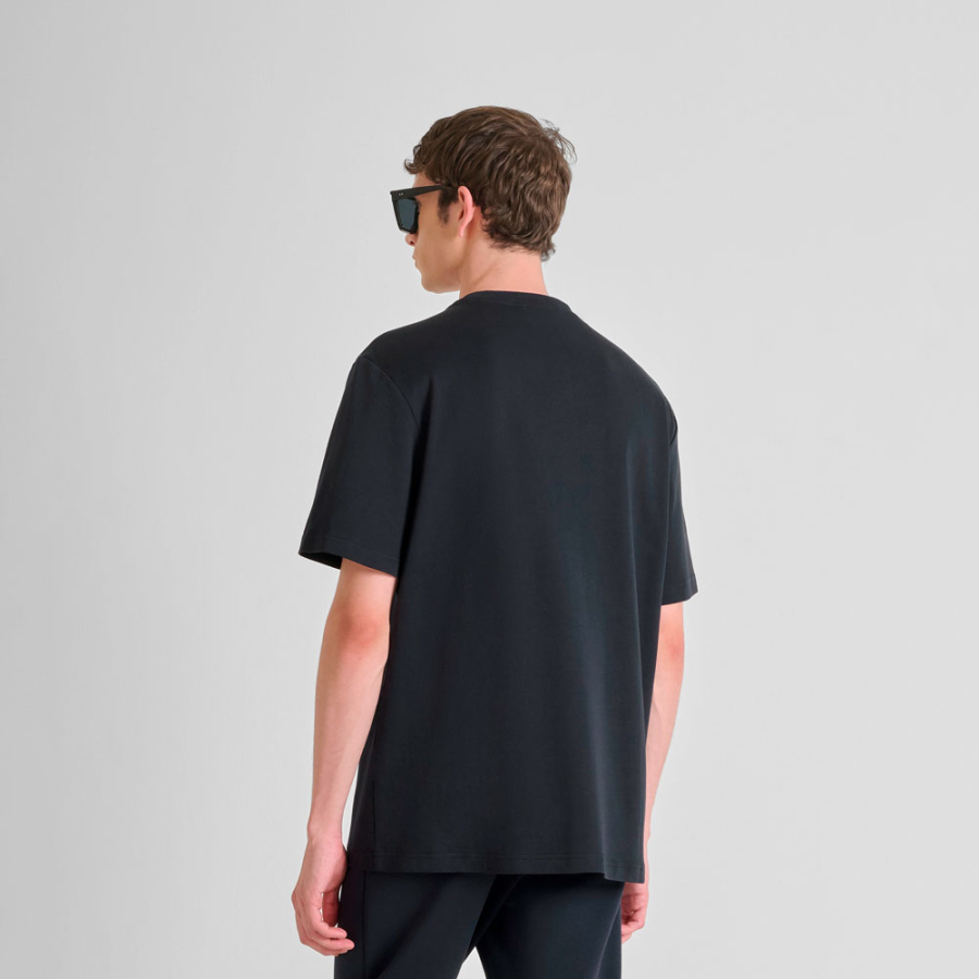 t-shirt-en-coton-au-toucher-soyeux-coupe-decontractee t-shirt-en-coton-au-toucher-soyeux-coupe-decontractee
