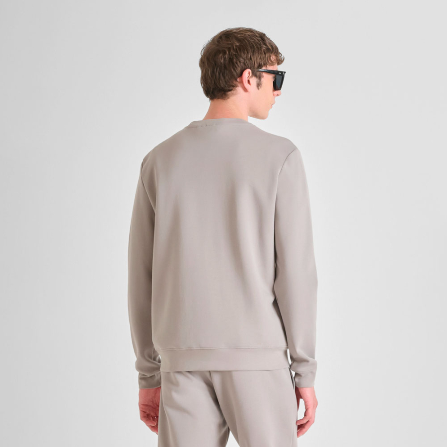 sudadera-cuello-redondo-con-logo sudadera-cuello-redondo-con-logo